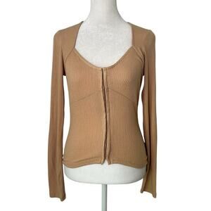 Favorite Daughter tan ribbed long-sleeve clasp front top size M